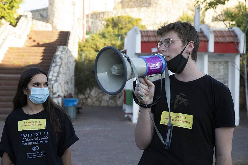 “Ci assumiamo le nostre responsabilità”: sessanta adolescenti annunciano il rifiuto di prestare servizio nell’esercito israeliano
