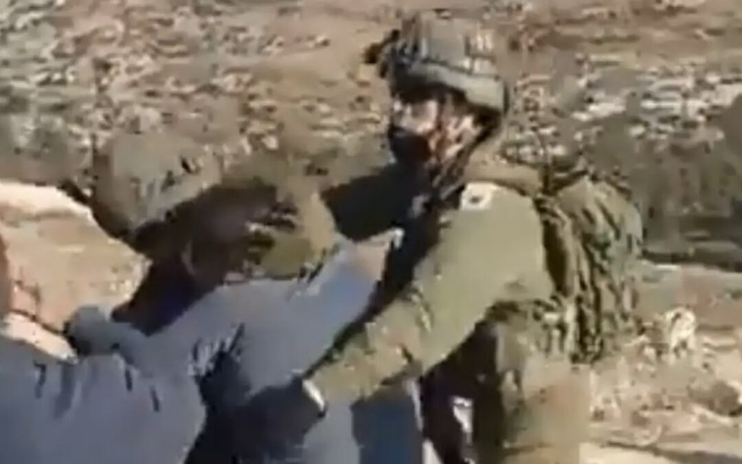 Quando i soldati israeliani fanno un secondo lavoro come ladri armati