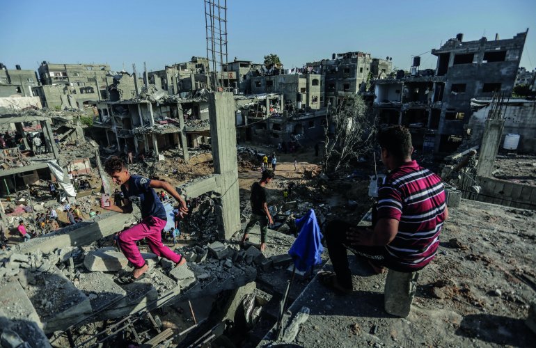Ritorno a Gaza dopo bombe e macerie. La sua tenuta è a rischio.