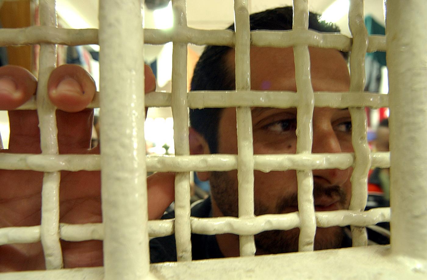 Letti, scalda-acqua e libri: come gli scioperi della fame hanno trasformato le celle dei prigionieri palestinesi.