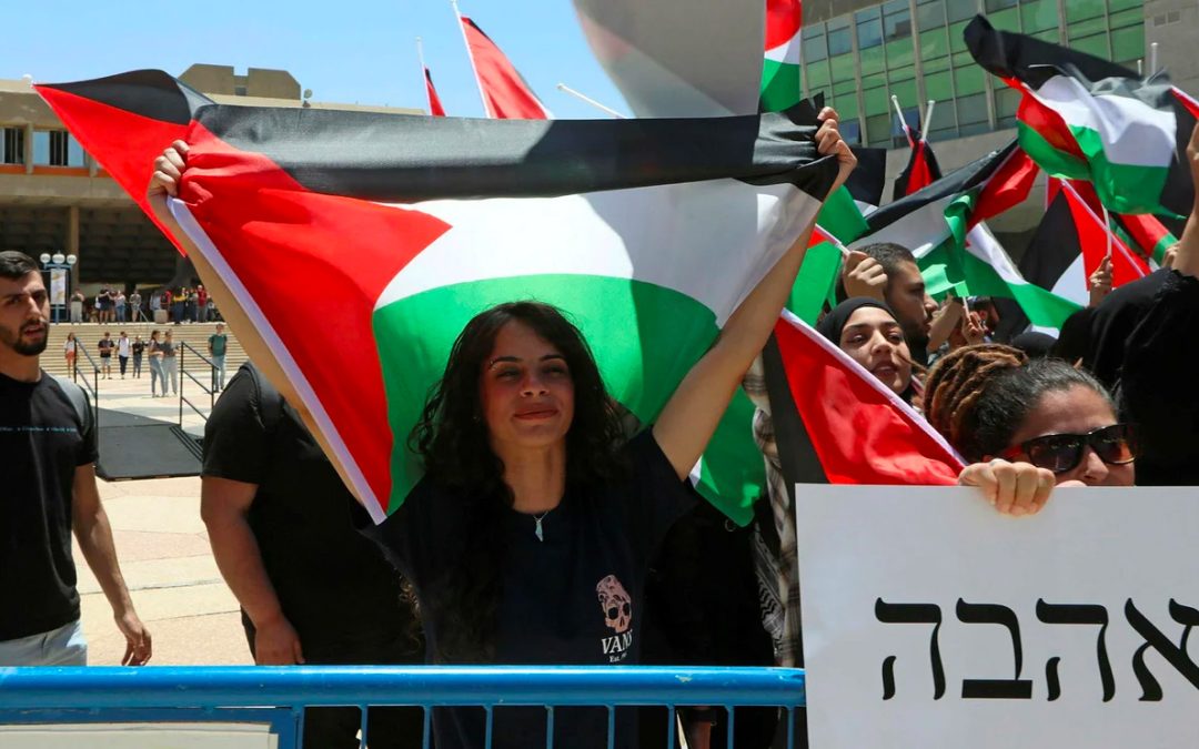 L’ossessione contro la bandiera palestinese