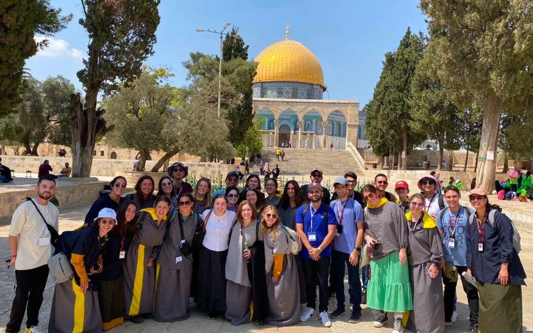 Perché un’organizzazione universitaria pro-Israele sta portando gli studenti ebrei a Ramallah