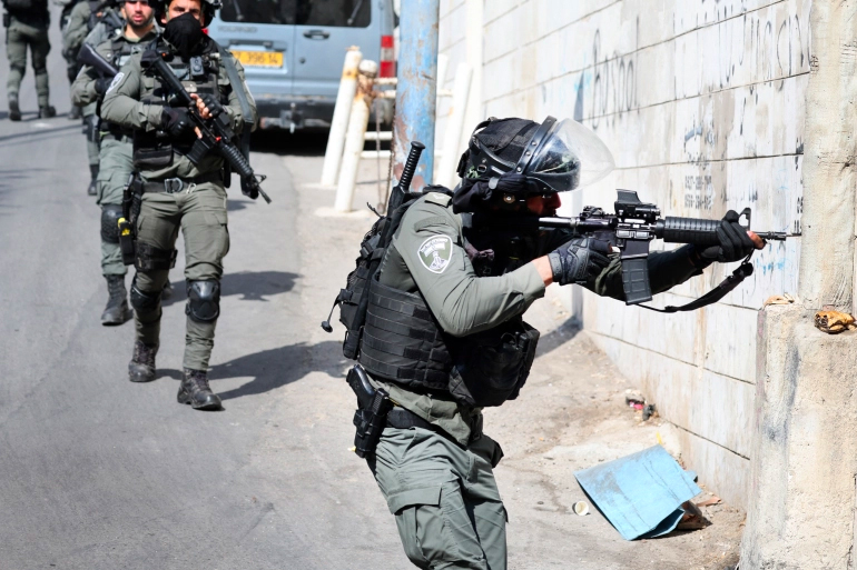 Sciopero dei palestinesi contro l’assedio israeliano al campo profughi di Gerusalemme