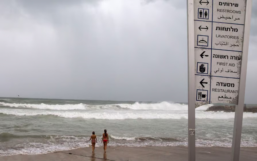 In una terra di apartheid, una gita in spiaggia può essere un atto di resistenza