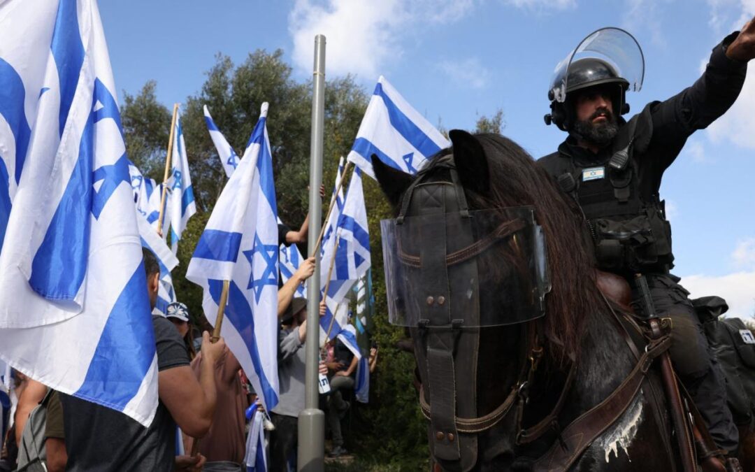 Gli israeliani liberali e gli Stati Uniti hanno dato potere alla destra dei coloni. Che ora è fuori controllo