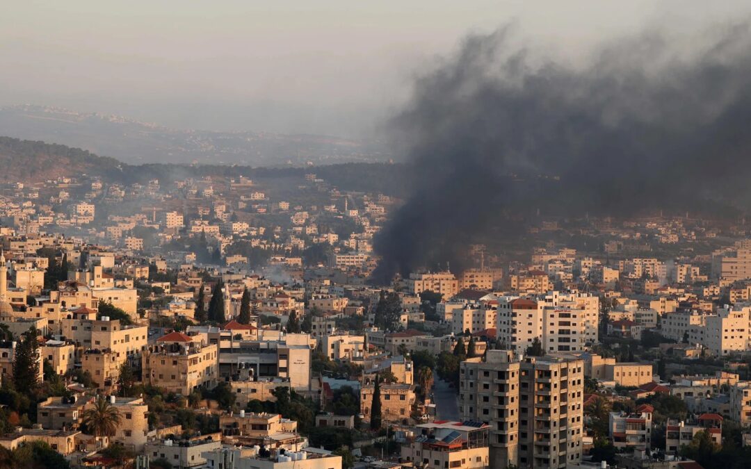 L’esercito israeliano colpisce Jenin in un’operazione “antiterrorismo” su vasta scala; otto palestinesi uccisi