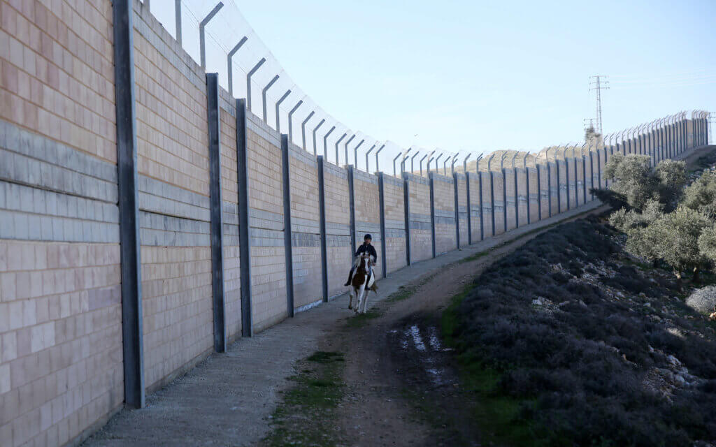 Non ignorate l’apartheid – Lettera di studiosi indignati agli ebrei statunitensi, firmata da 750 persone, tra cui Benny Morris