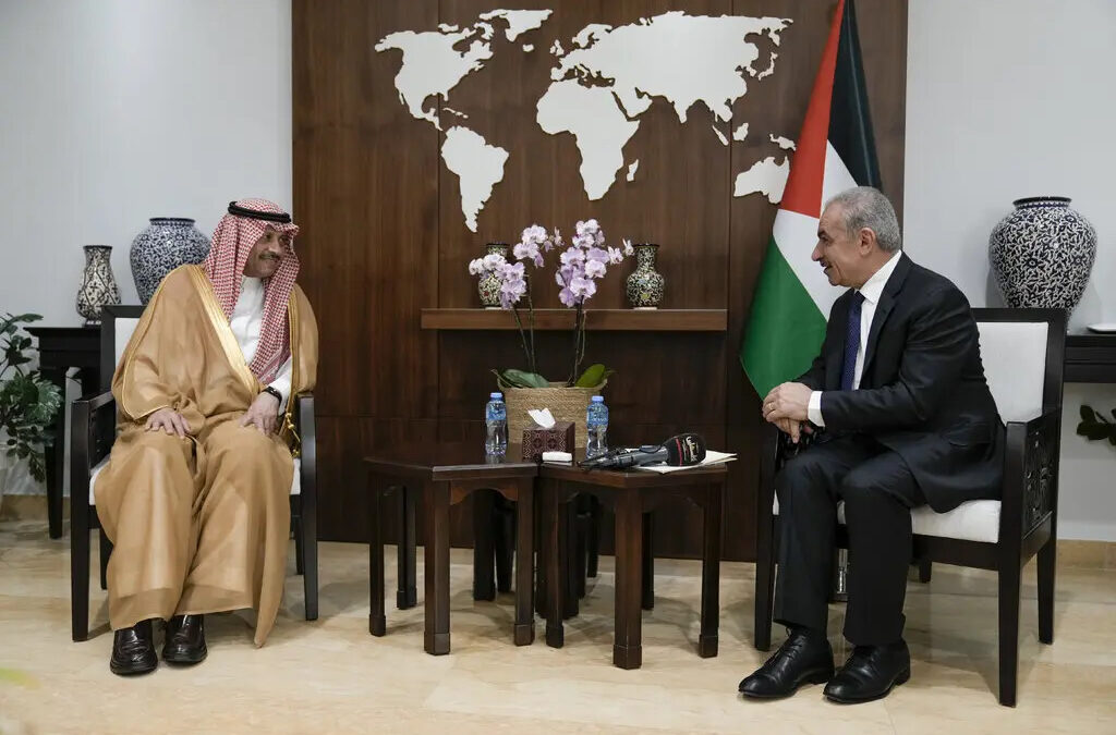 Un tempo inconcepibili, le visite dei rispettivi funzionari evidenziano lo scongelamento dei rapporti tra Arabia Saudita e Israele