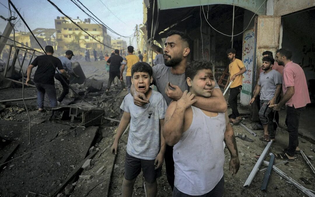Il massacro non giustifica il massacro: Israele, Gaza e i crimini di guerra